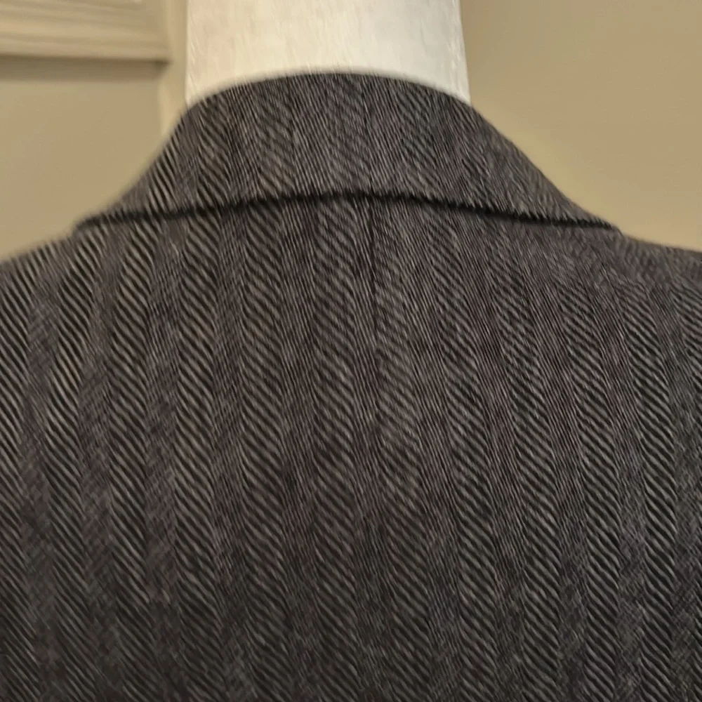 Men’s 100% wool grey/black herringbone sport coat sz 42 reg - Picture 2 of 8